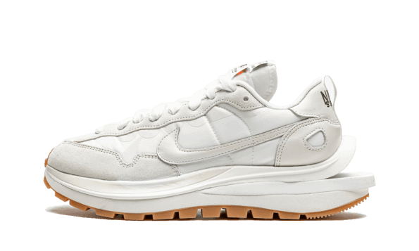 Nike sacai Vaporwaffle Sail Gum Restock